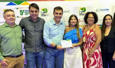 Dionísio marcou presença no 5° Encontro de Gestores e Conselheiros Municipais de Turismo do CTMAM!