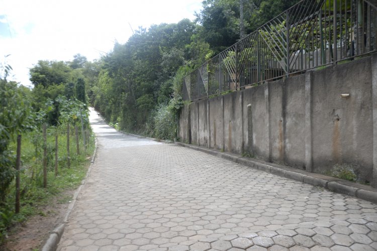Calçamento de via de acesso ao bairro Recreio é finalizado em São Gonçalo