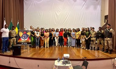 Polícia Militar realiza palestra para prevenção à violência doméstica contra a mulher