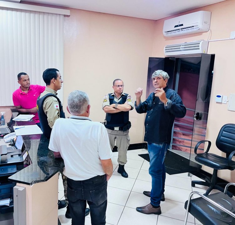 Sessão extraordinária na Câmara de Rio Piracicaba termina com intervenção Policial