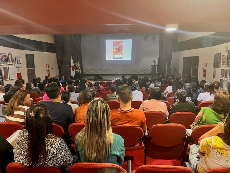Centro Cultural é palco de palestra sobre aspectos importantes do diagnóstico e tratamento do autismo