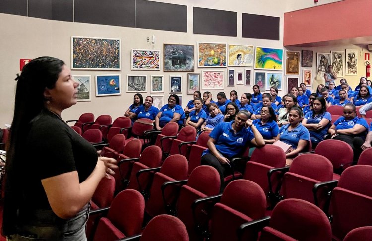Monitores de São Gonçalo recebem treinamento para volta às aulas