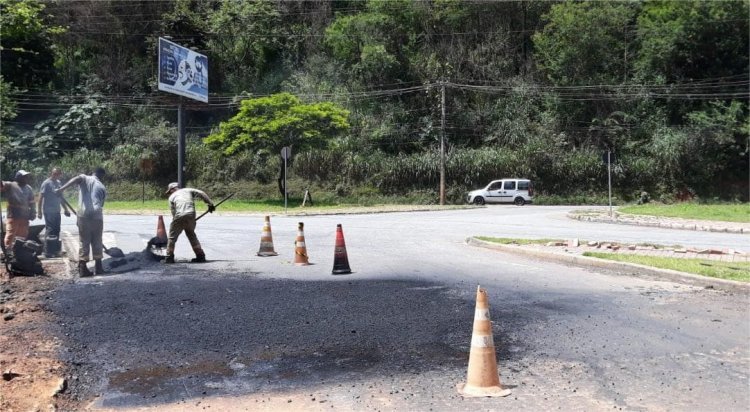Operação tapa-buracos já beneficiou 20 bairros
