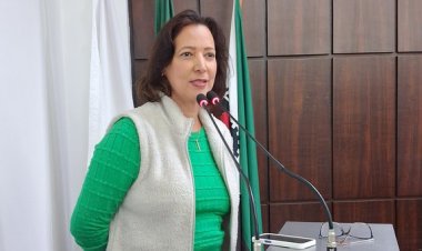 Secretária de Educação reconhece erro e libera cartões de transporte para alunos do ensino médio em João Monlevade