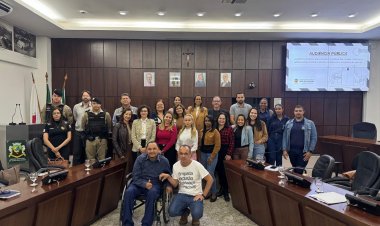 Câmara de João Monlevade debate proteção de crianças e adolescentes contra violência sexual