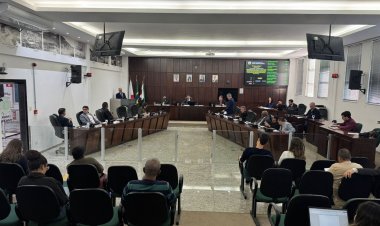 Vereadores aprovam requerimentos para realização de Audiência Pública e pedidos de esclarecimentos