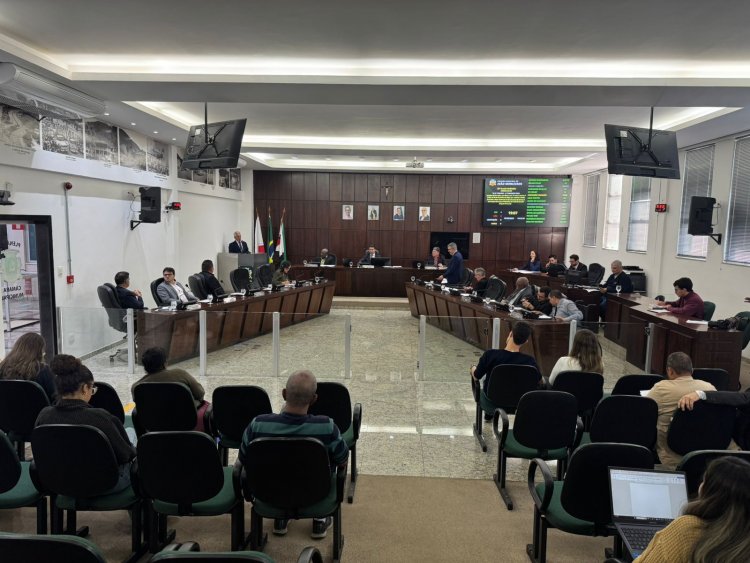 Vereadores aprovam requerimentos para realização de Audiência Pública e pedidos de esclarecimentos