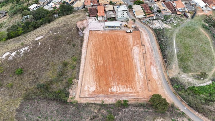 João Monlevade Revitaliza o Histórico Campo Guarani e Devolve Espaço Esportivo à Comunidade do Bairro Lourdes