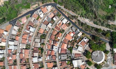 Prefeitura de João Monlevade Acelera Obras e Entrega Asfalto Novo em Vários Bairros