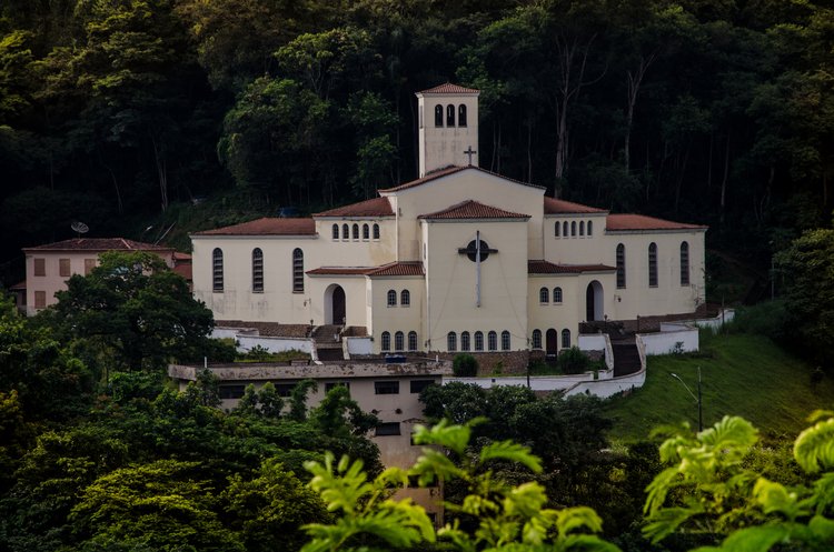 Prefeito e Vice-Prefeita Iniciam Articulação para Preservar a Matriz São José Operário