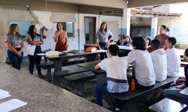 Parlamento Jovem de São Gonçalo debate inclusão e neurodivergência com estudantes