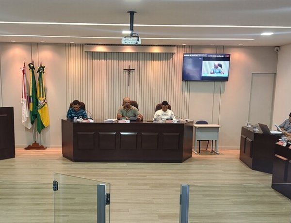 ​Câmara de São Gonçalo avança com projetos que garantem reajuste salarial e aumento no vale-alimentação