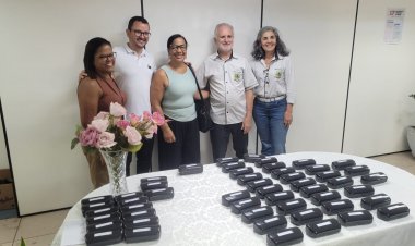 Prefeitura de João Monlevade entrega 60 óculos para a população