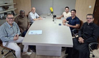 Prefeitura e Câmara anunciam R$ 500 mil para reforma da Matriz São José Operário; articulação pode garantir mais R$ 2 milhões