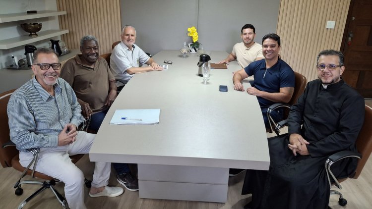 Prefeitura e Câmara anunciam R$ 500 mil para reforma da Matriz São José Operário; articulação pode garantir mais R$ 2 milhões