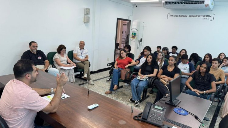 Câmara de João Monlevade discute destinação de R$ 100 mil para formaturas da rede pública