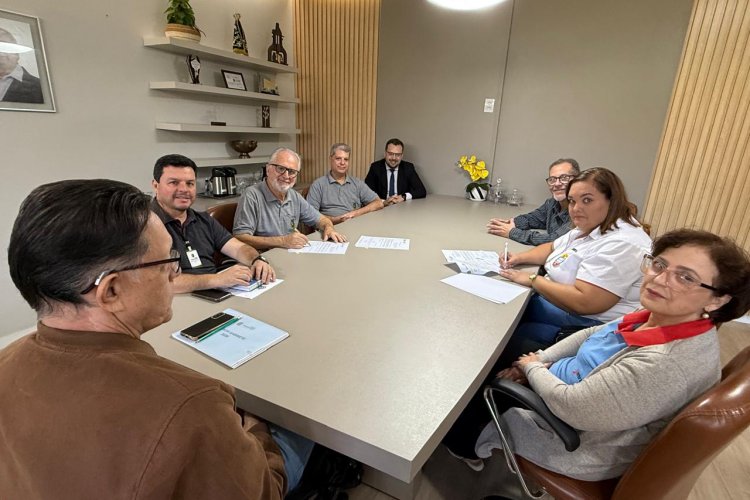 Prefeitura de João Monlevade e Sintramon assinam acordo com reajuste salarial e ganho real