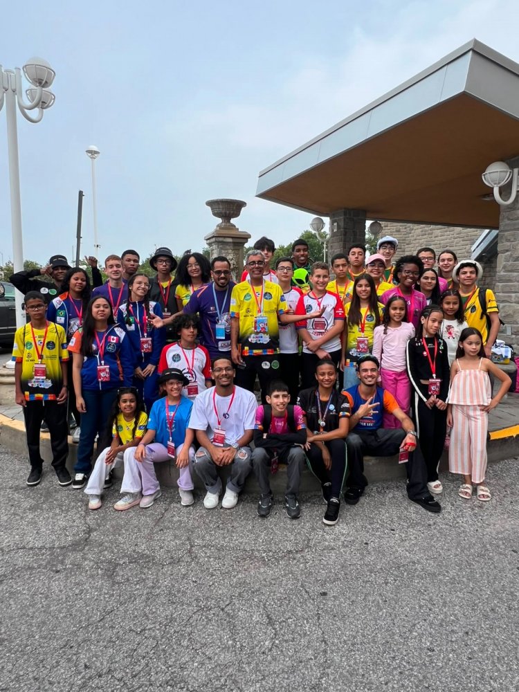Estudantes do projeto ‘Na Mochila’ fazem história no Canadá e conquistam títulos mundiais no FIRA RoboWorld Cup 2026