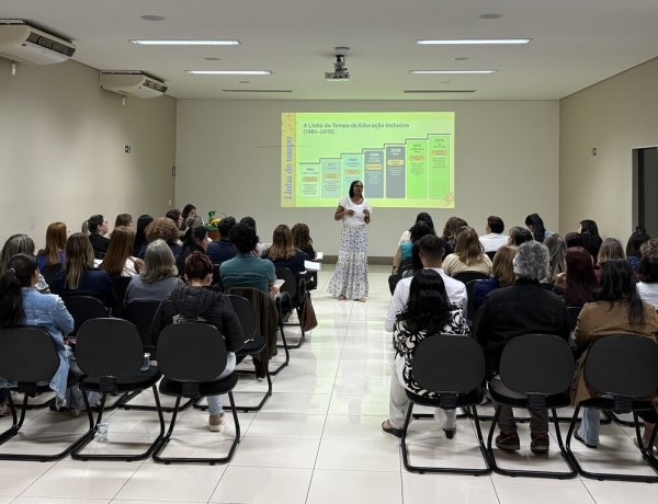 Secretaria Municipal de Educação promove formação com gestores para fortalecer a Educação Especial Inclusiva em João Monlevade